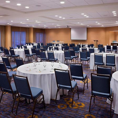 Courtyard By Marriott Toronto Northeast/Markham Exterior photo